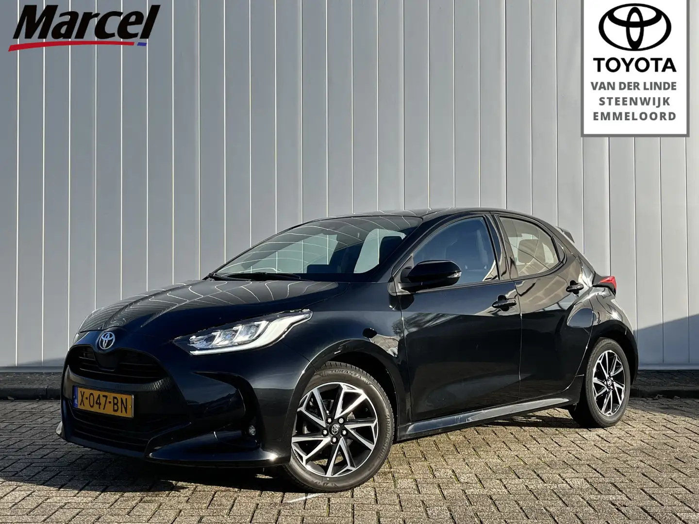 Toyota Yaris 1.5 VVT-i Dynamic NL auto BTW Auto Carplay Airco A Noir - 1