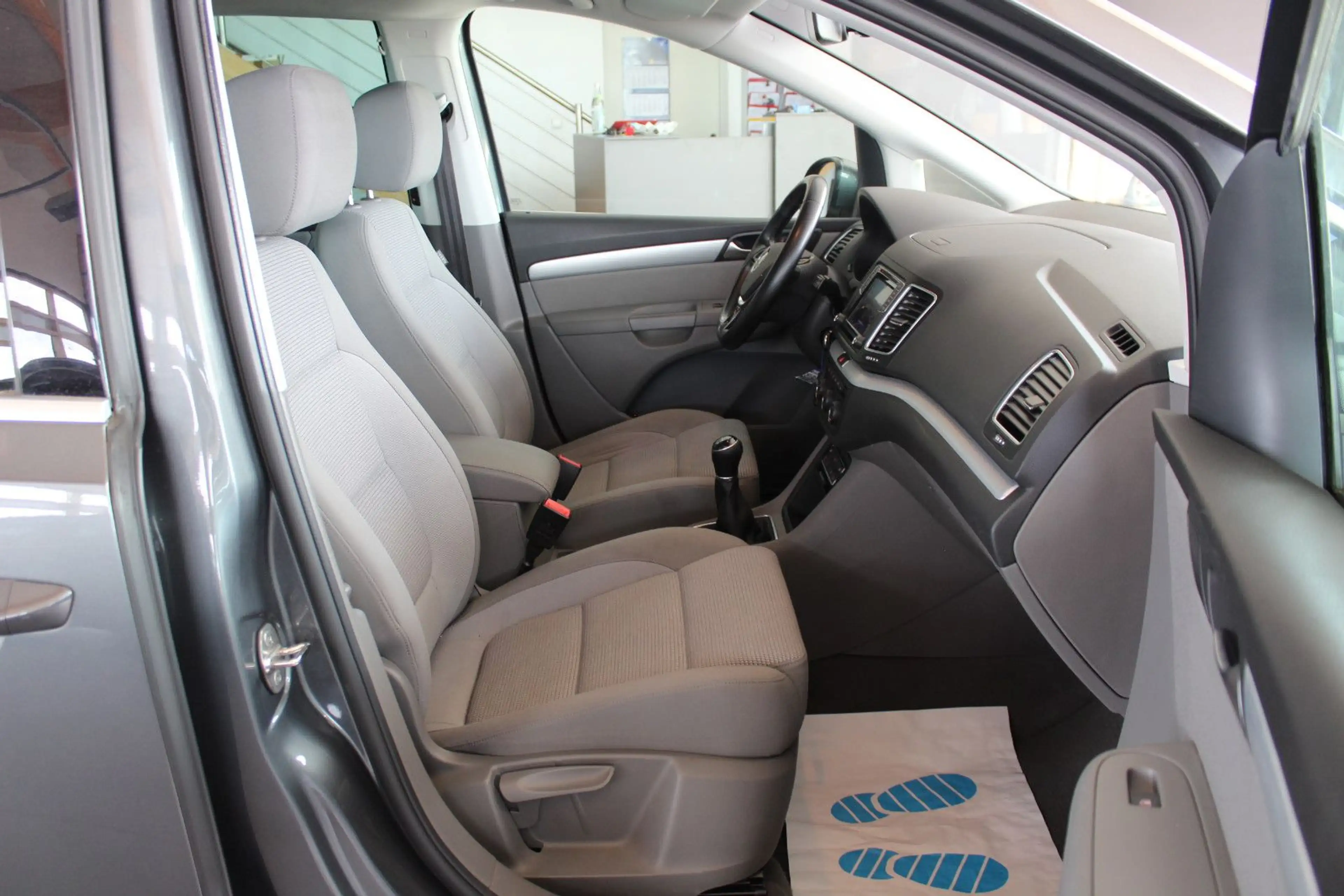 Volkswagen Sharan 1.4 TSI Comfortline*NAVI*7.SiTZER*KAMERA* — photo 10