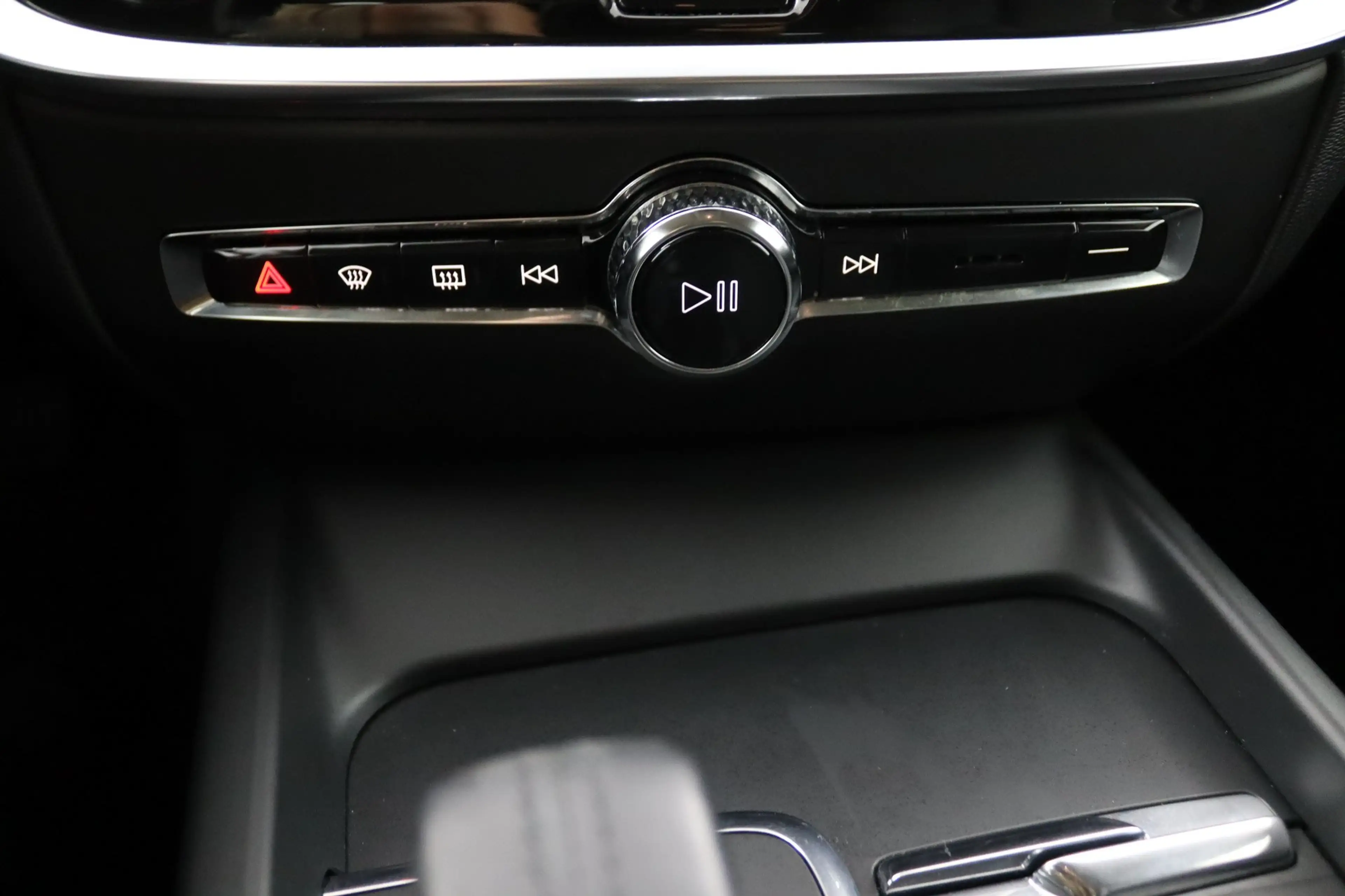 Volvo V60 2.0 B3 Advantage | Leder | Camera | Stoel/ Stuurve — photo 40