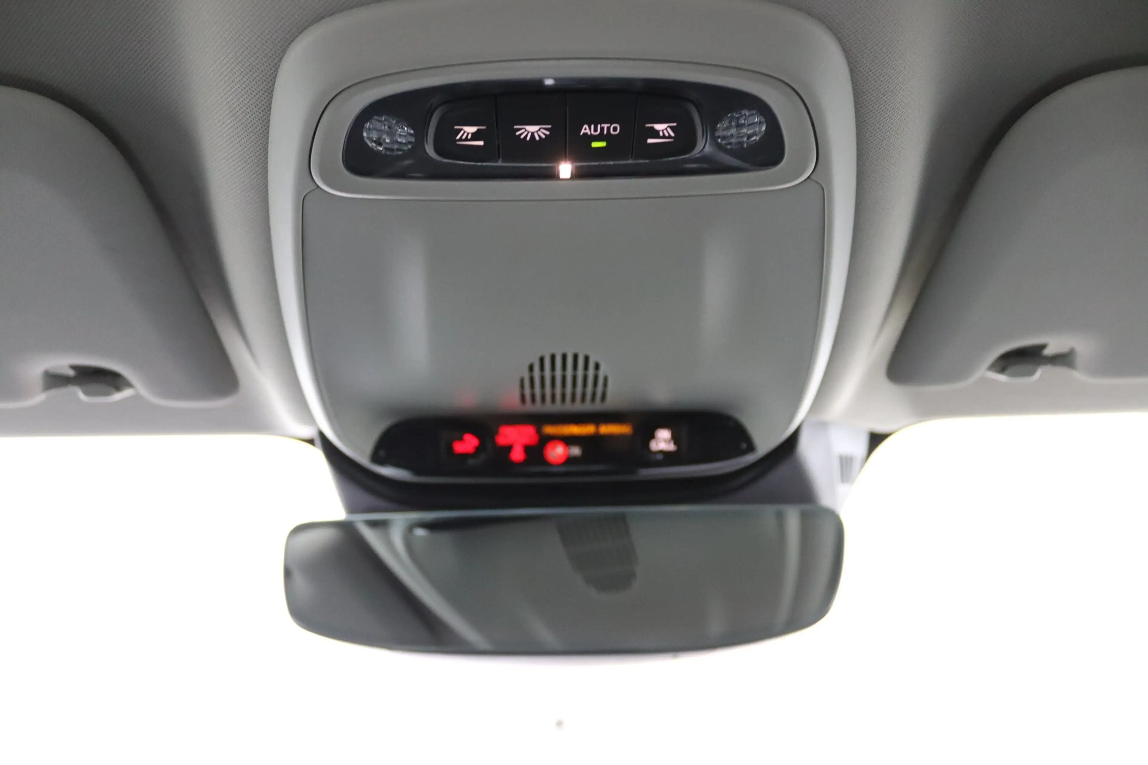 Volvo V60 2.0 B3 Advantage | Leder | Camera | Stoel/ Stuurve — photo 32