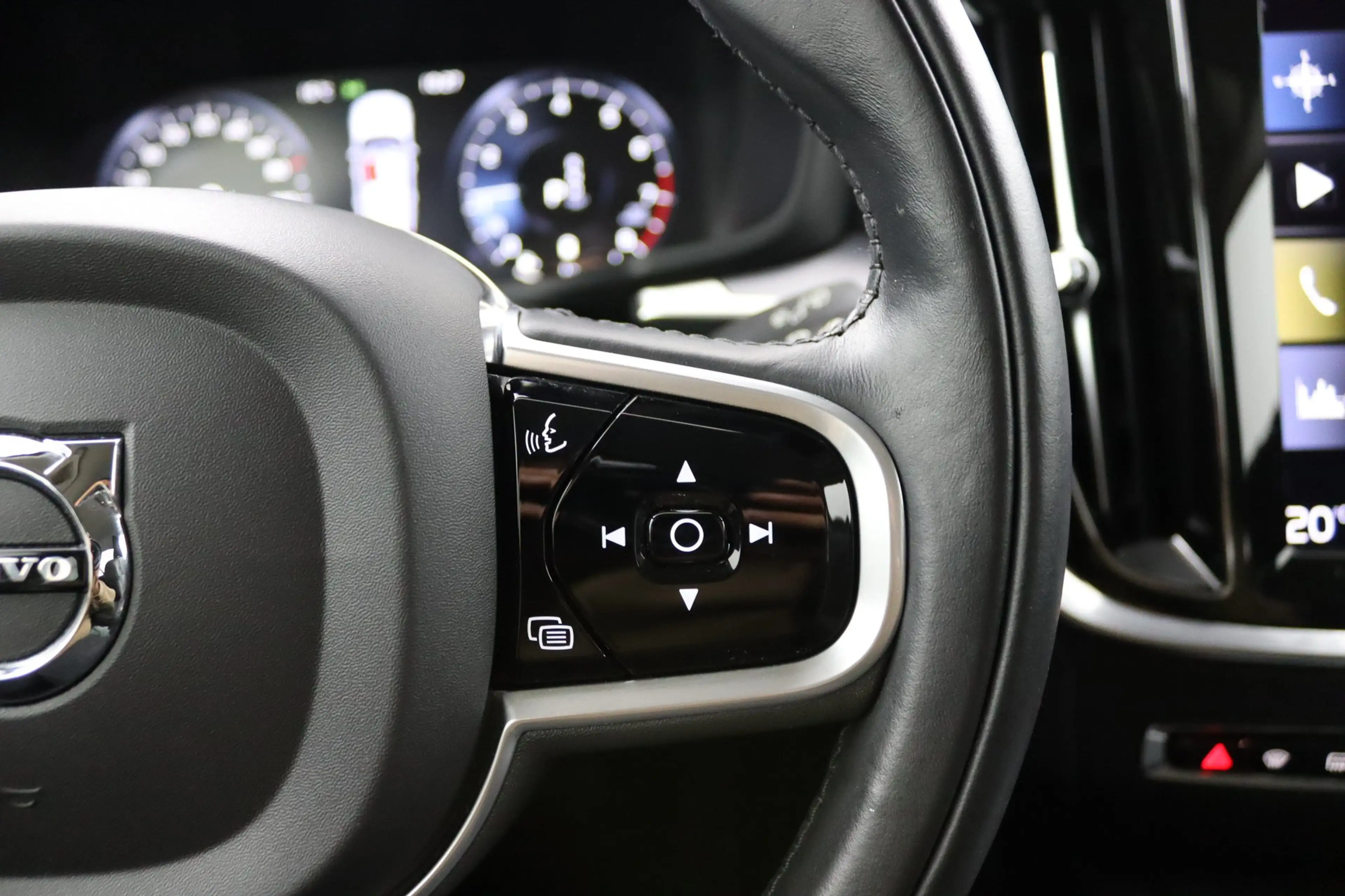 Volvo V60 2.0 B3 Advantage | Leder | Camera | Stoel/ Stuurve — photo 14
