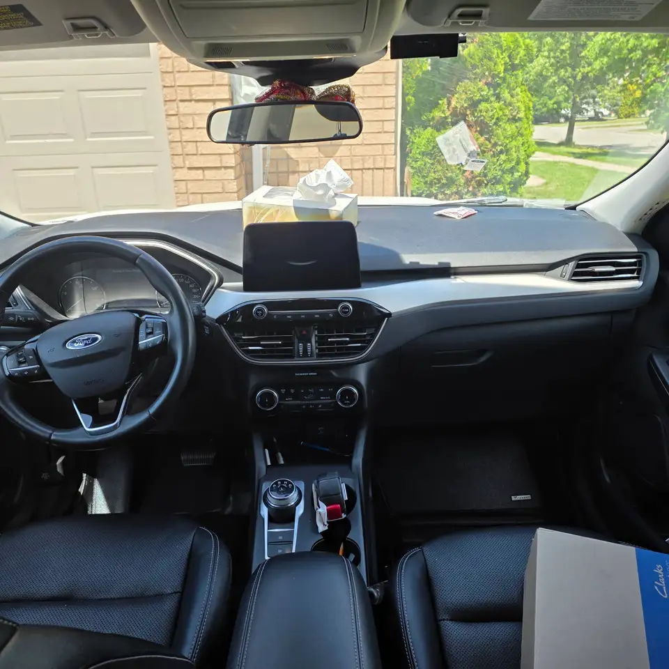 Ford Escape снимка Ford Escape