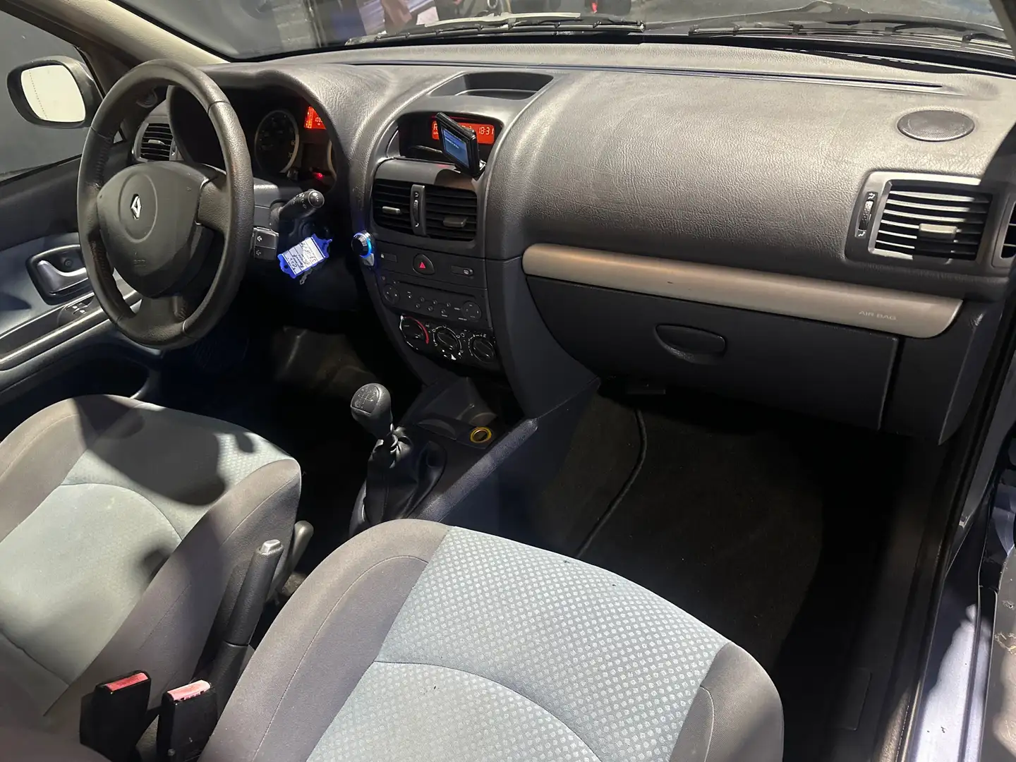 Renault Clio 1.6-16V Community Nieuw apk Blau - 2