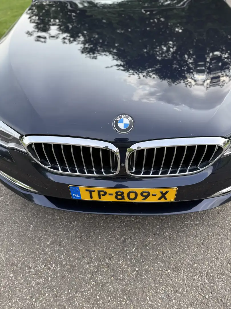 BMW 530 5-Serie 530i High Exe | Luxury Line |PANO|FULL Blauw - 2