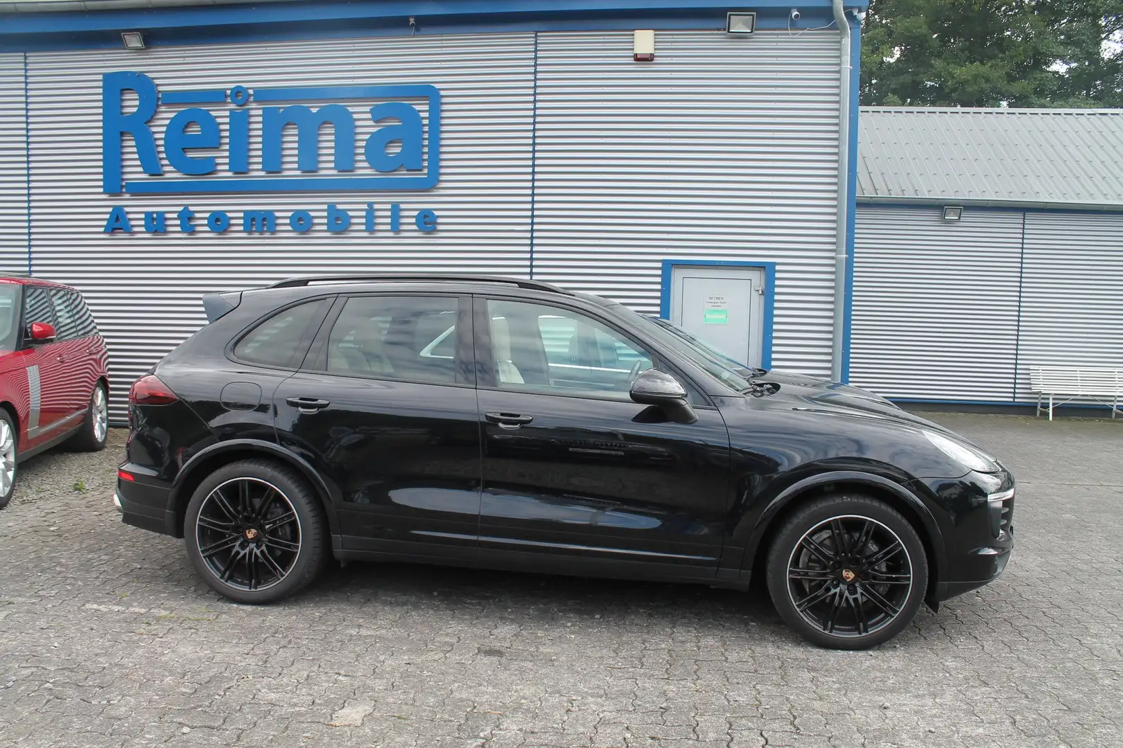 Porsche Cayenne 3,0 Diesel, LED, Pano, ACC, Bose, AHK Negro - 2