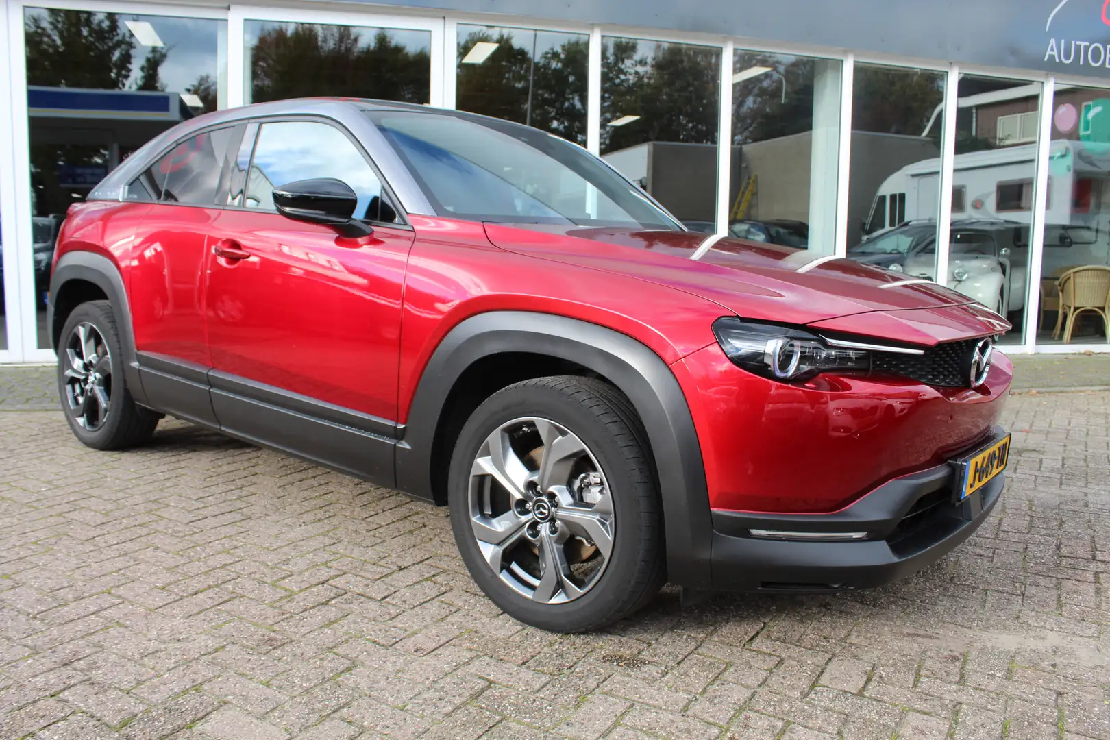Mazda MX-30 e-SkyActiv 145 First Edition 36 kWh Rood - 2