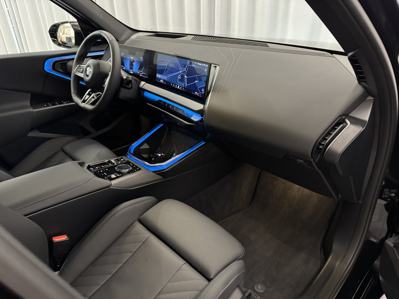 BMW X3 20d xDrive *M-Sportpaket / Innovationspaket / AHV* — photo 9