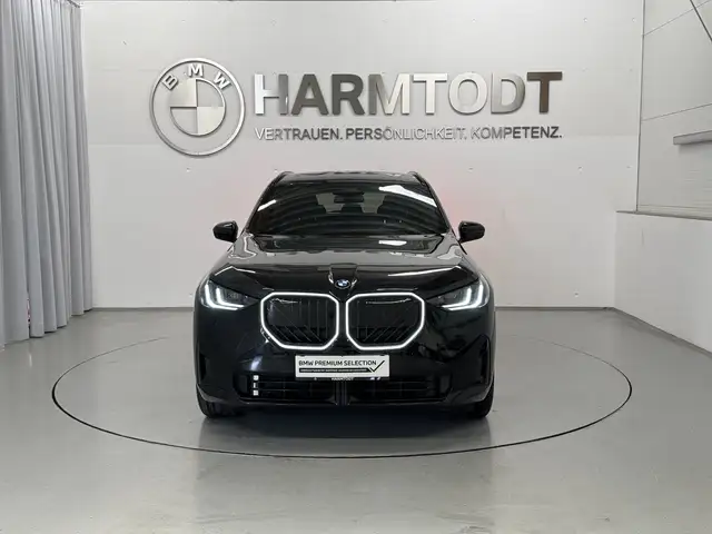 BMW X3 view 7