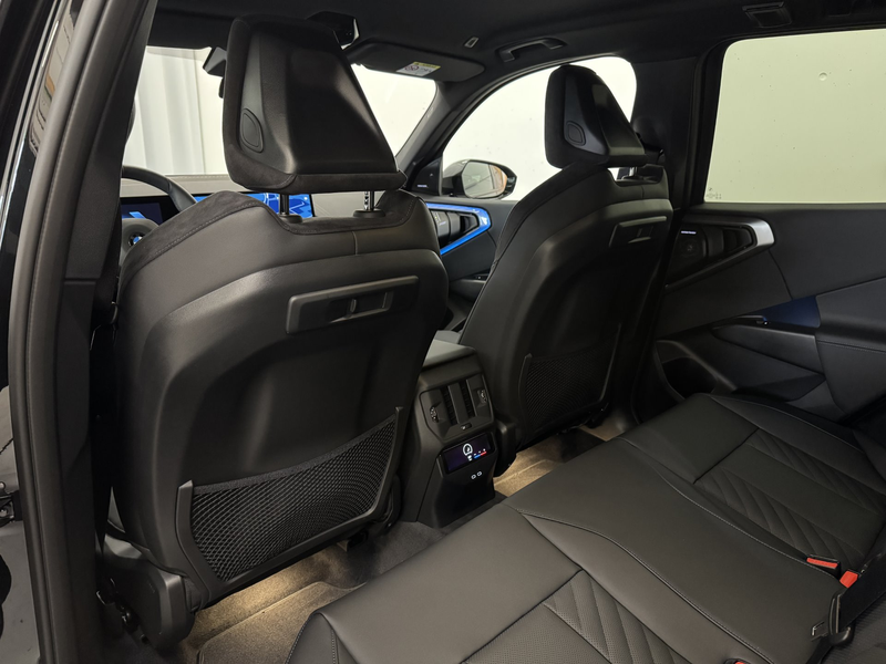 BMW X3 20d xDrive *M-Sportpaket / Innovationspaket / AHV* — photo 16