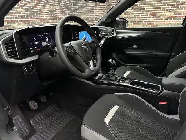 Opel Mokka view 3