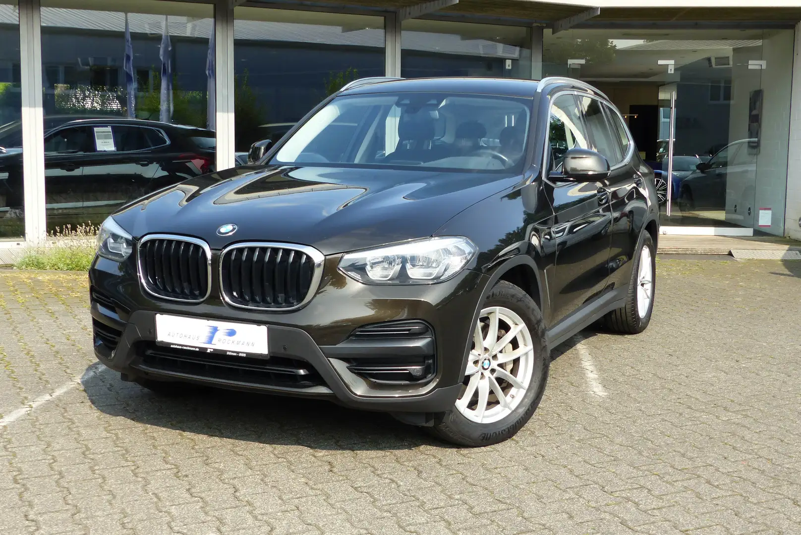 BMW X3 xDrive30i Aut. Allrad Navi PDC LED Tempo Braun - 2