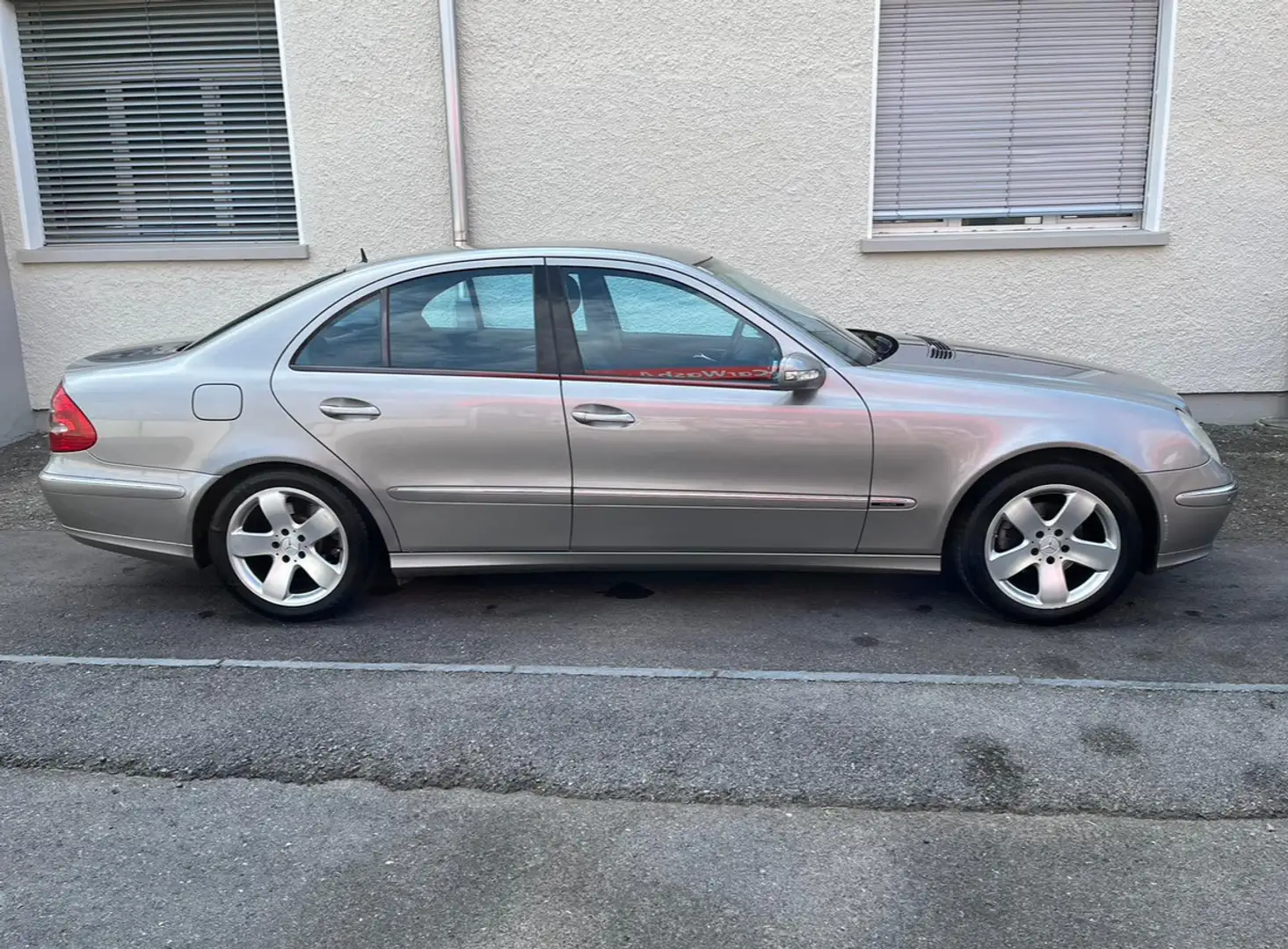 Mercedes-Benz E 270 Avantgarde CDI Sequentronic - 1