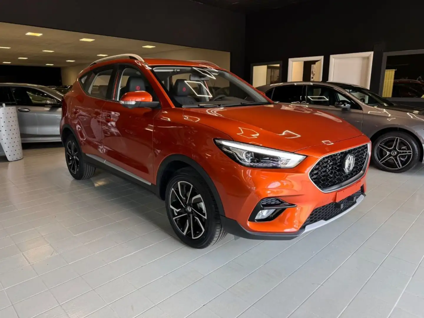 MG ZS 1.5 VTi-tech Luxury PRONTA CONSEGNA (Vari Colori) Arancione - 1