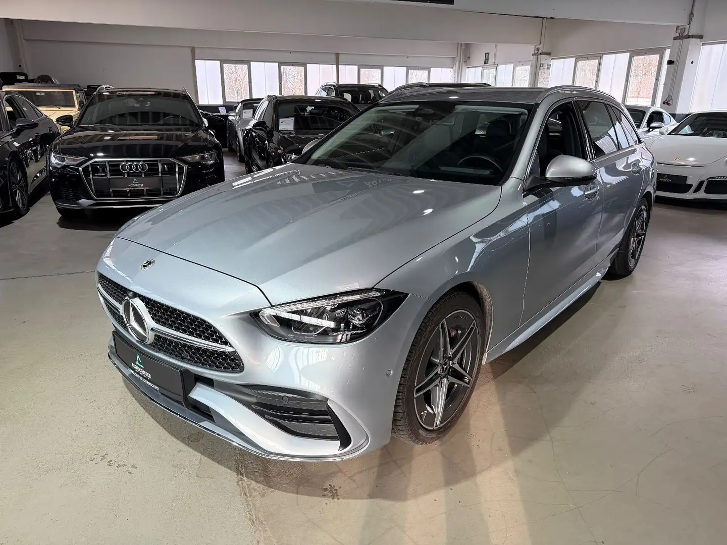 Mercedes-Benz C 180 T-Modell*AMG Line*Kamera*LED*ACC* Silber - 2