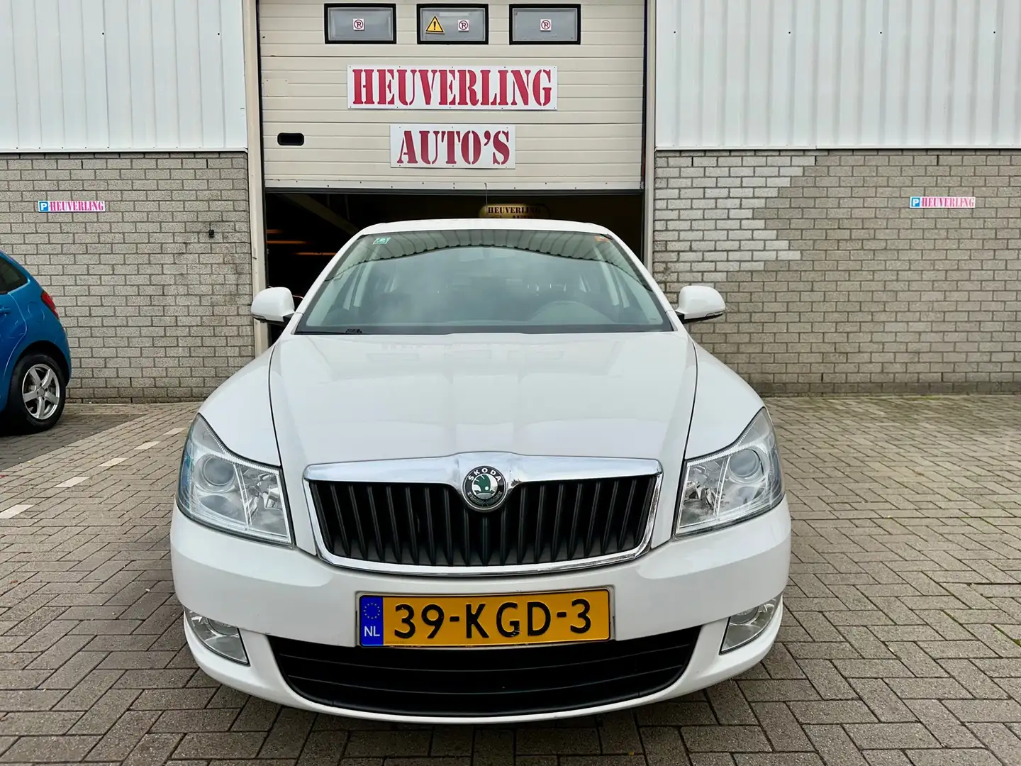 Skoda Octavia 1.8 TSI Ambition | Automaat | Trekhaak | Cruise | Wit - 2