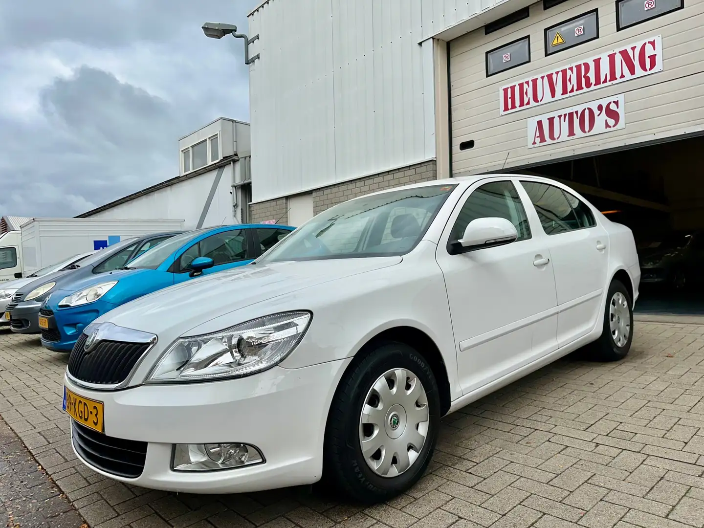 Skoda Octavia 1.8 TSI Ambition | Automaat | Trekhaak | Cruise | Wit - 1