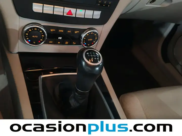 Mercedes-Benz Clase C C Estate 200 CDI BE(S204) 2012, foto 5