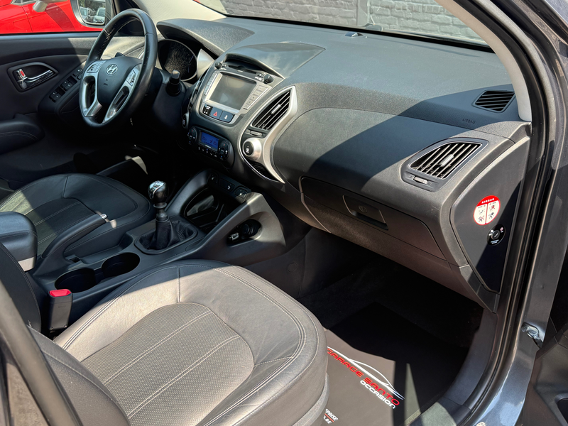 Hyundai iX35 iX35 1.7 CRDi 2WD Executive /Navi/Pano/Cuir/Cam./S.c/Garantie/ — photo 4