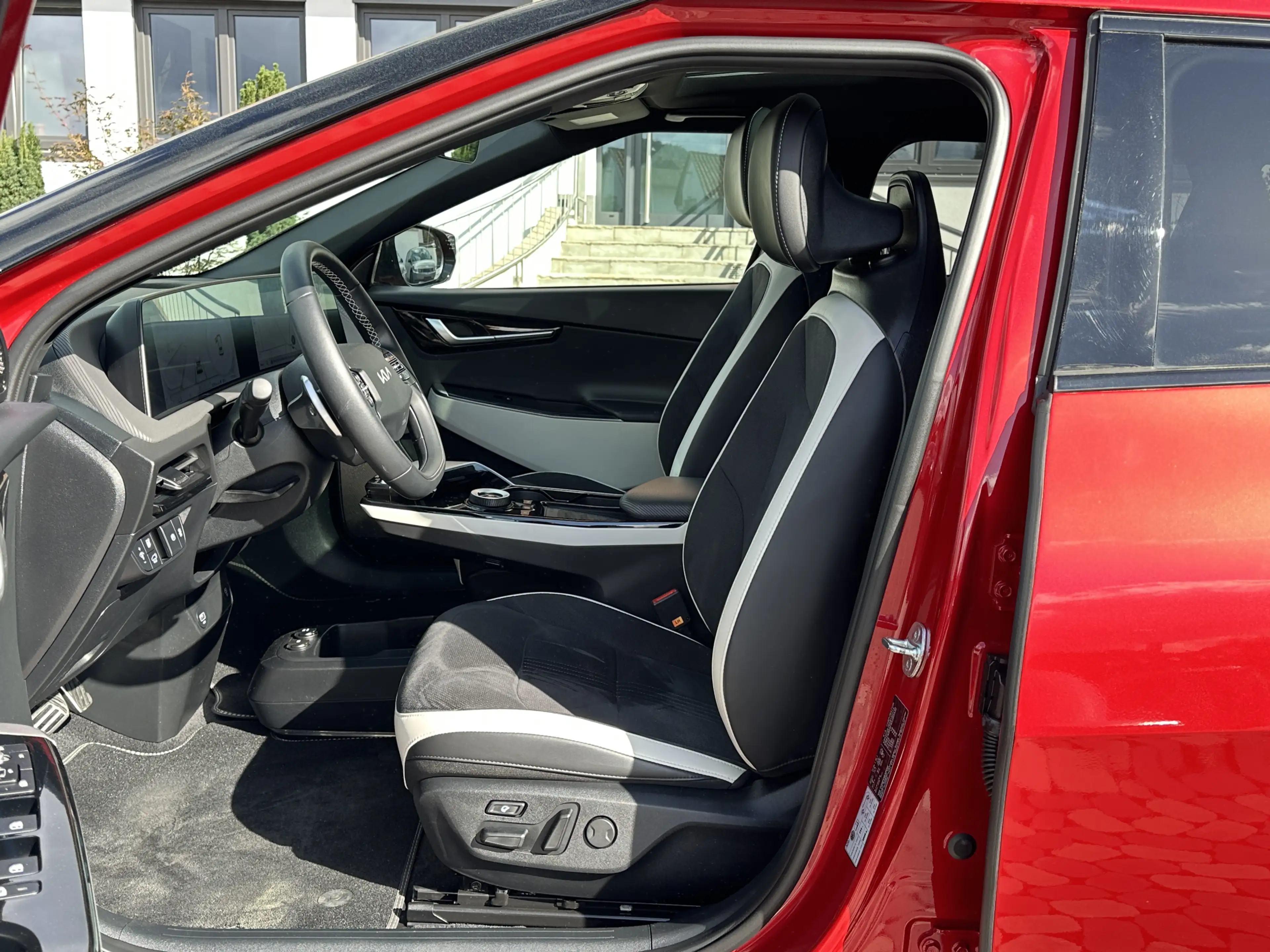Kia EV6 GT-Line LED PANO HUD RELAX MEMO 360° WÄPU — photo 13