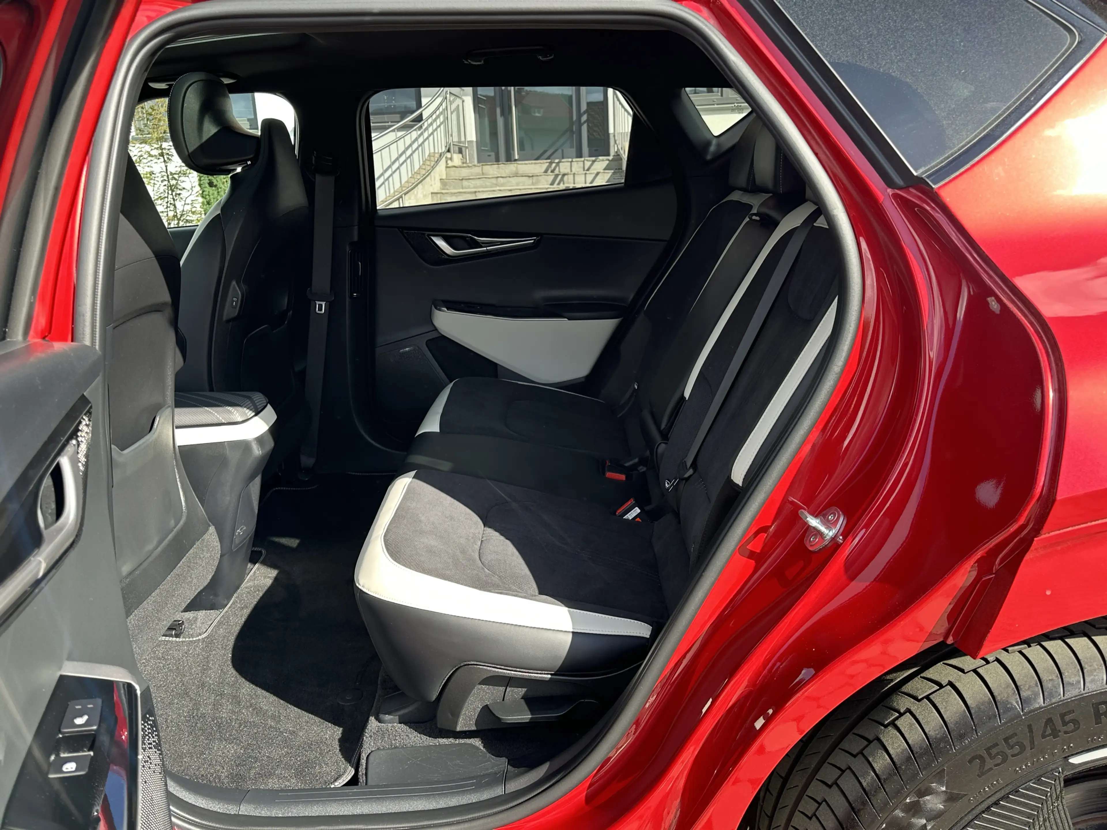 Kia EV6 GT-Line LED PANO HUD RELAX MEMO 360° WÄPU — photo 12