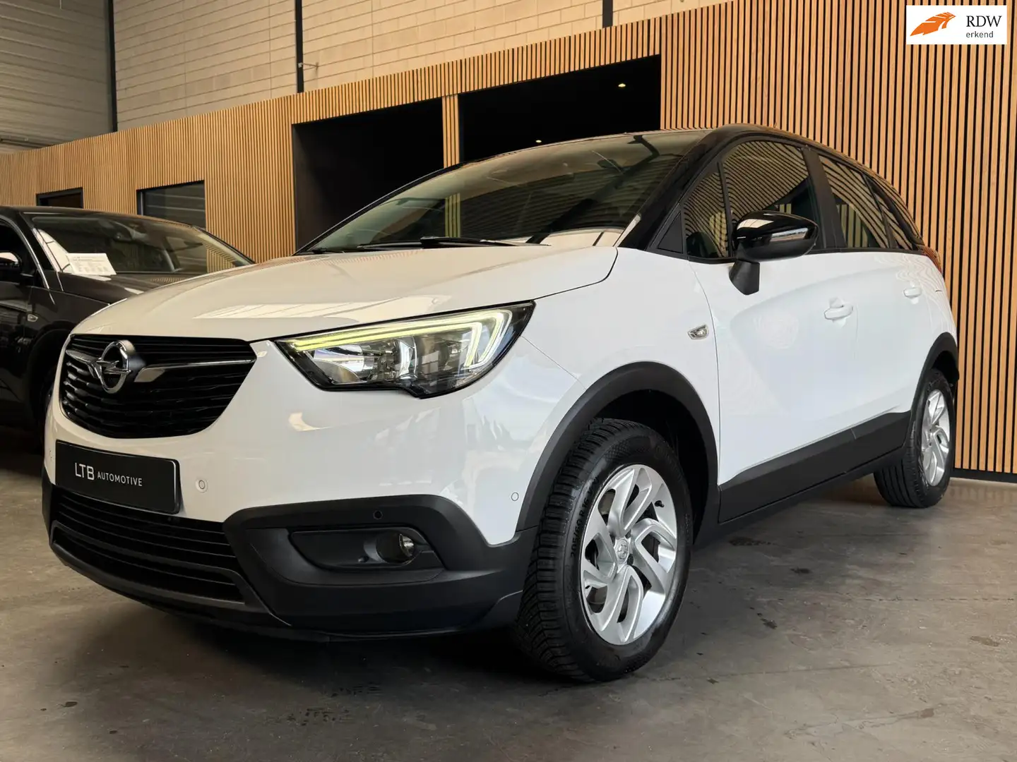 Opel Crossland X 1.2 Turbo Innovation Automaat|Camera|Carplay|Cruis Wit - 1