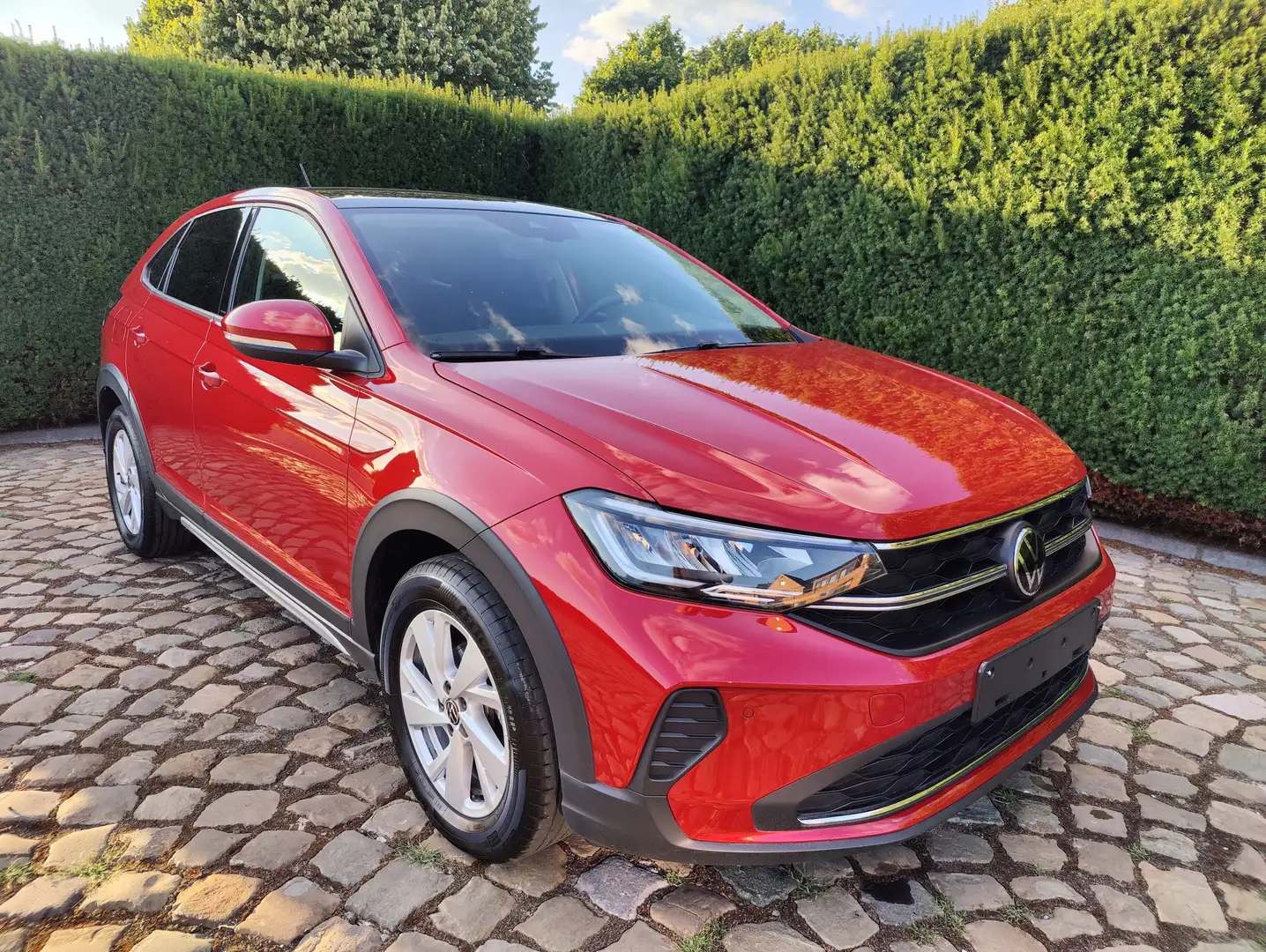 Volkswagen Taigo Taigo 1.0 TSI OPF DSG Life *Camera*Schuifdak* Rood - 1