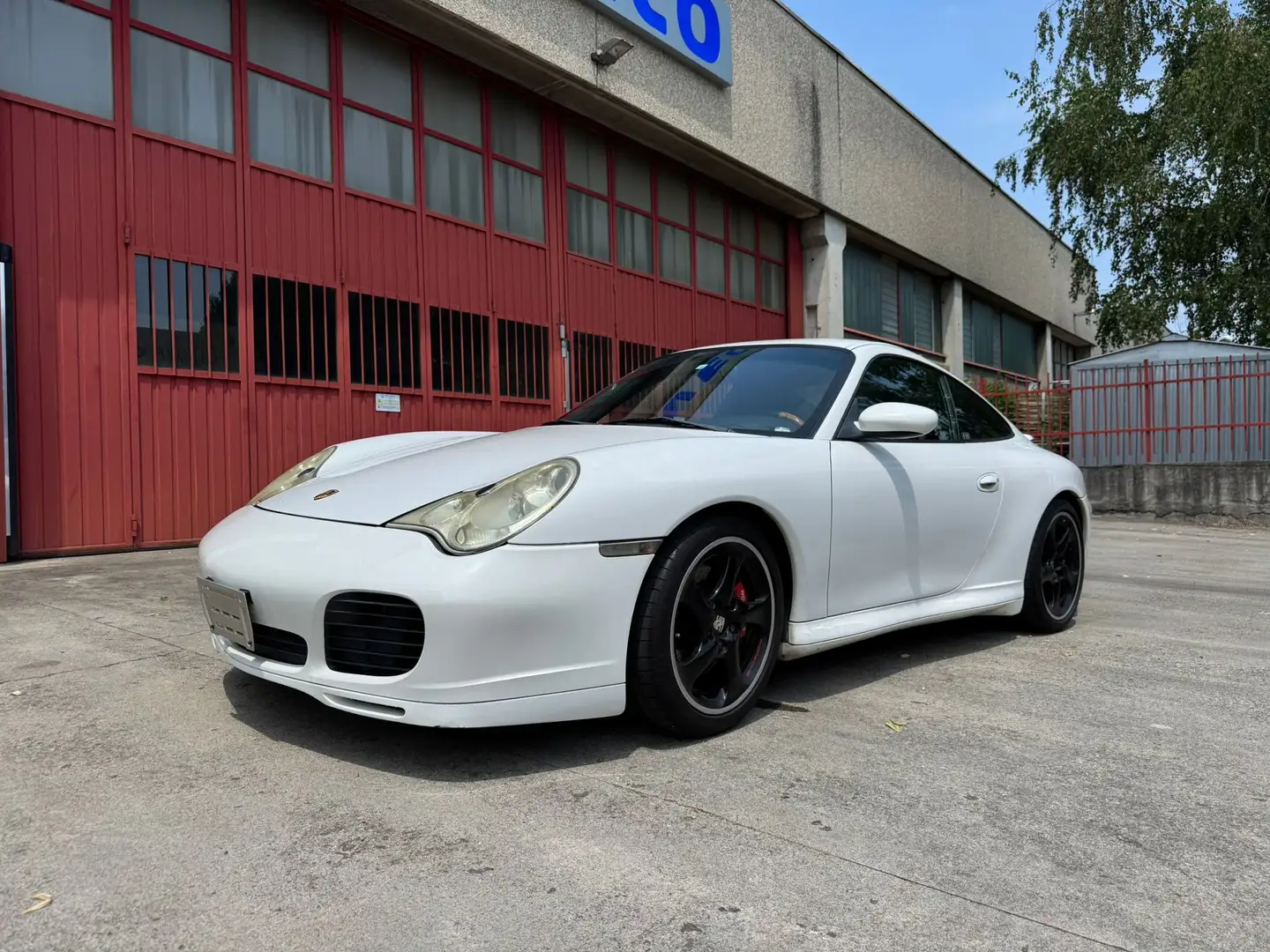 Porsche 911 996 Carrera 4S - 1