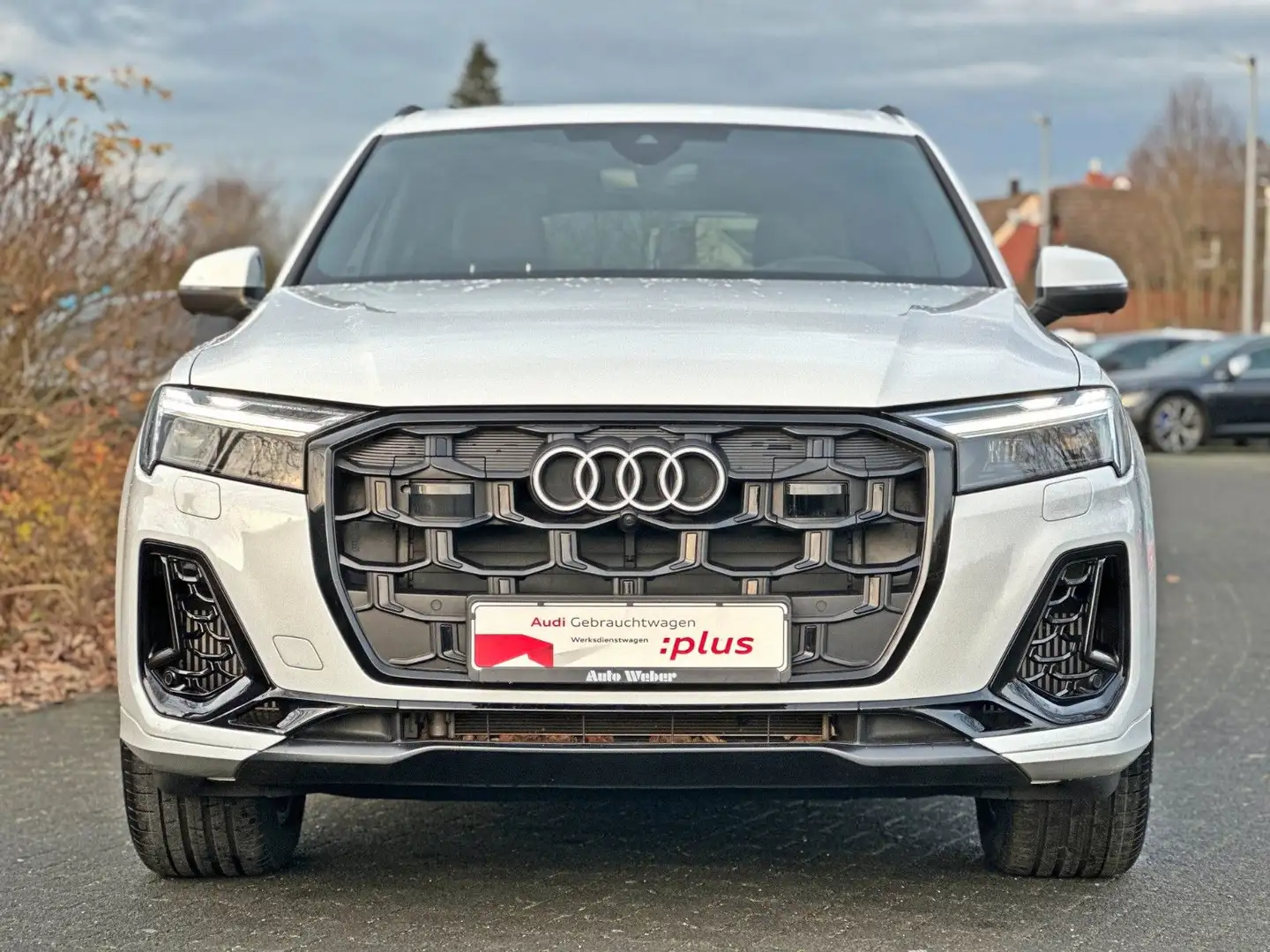 Audi Q7 55TFSI qu S LINE BLACK HUD AHK PANO 7-SITZER Weiß - 2