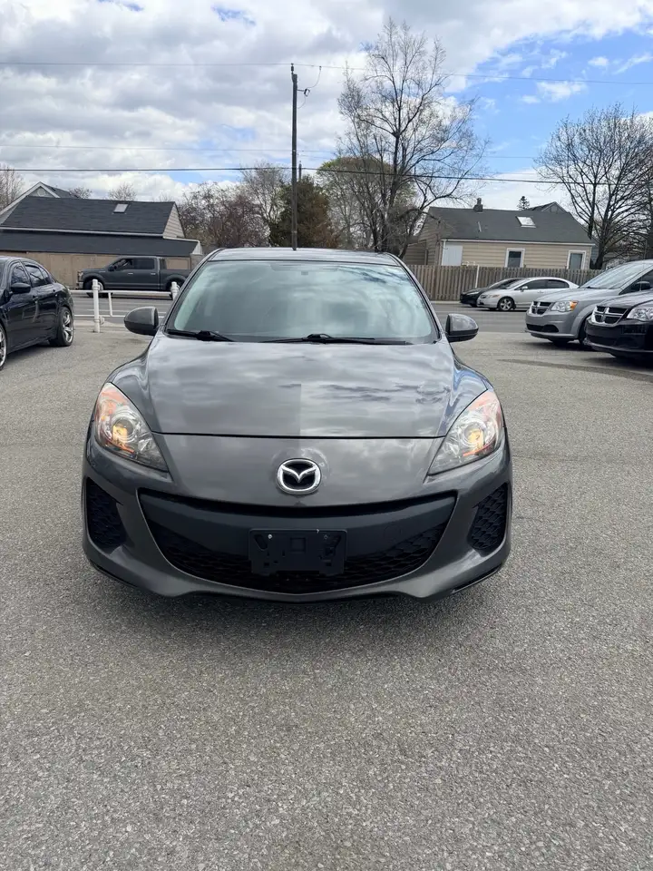 Mazda 3 photo Mazda 3