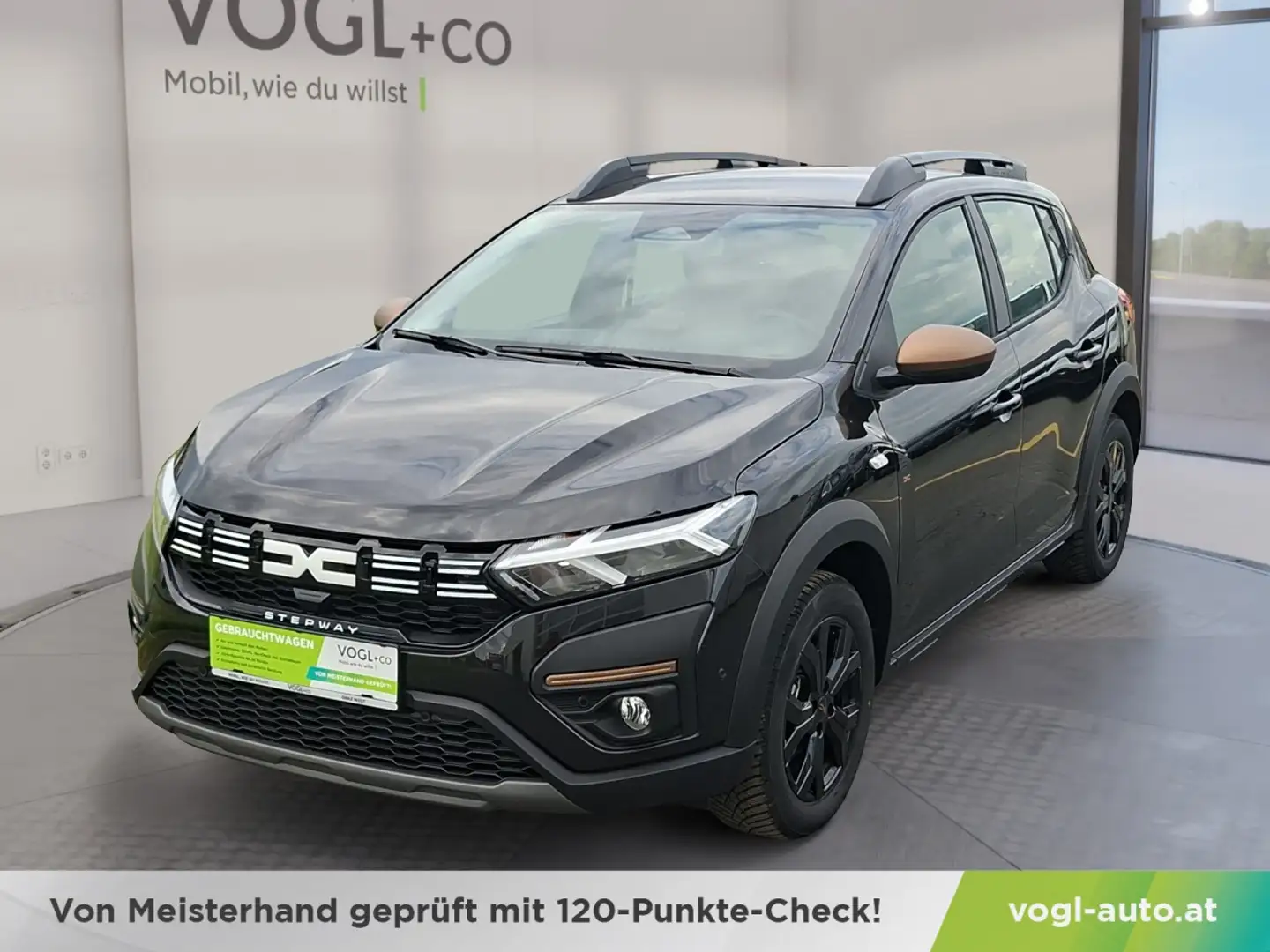 Dacia Sandero Stepway Extreme TCe 90 PS Schwarz - 1