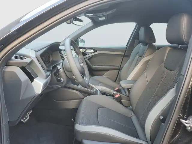 Audi A1 view 8
