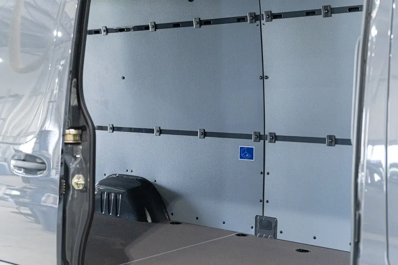 Mercedes-Benz Sprinter снимка Mercedes-Benz Sprinter