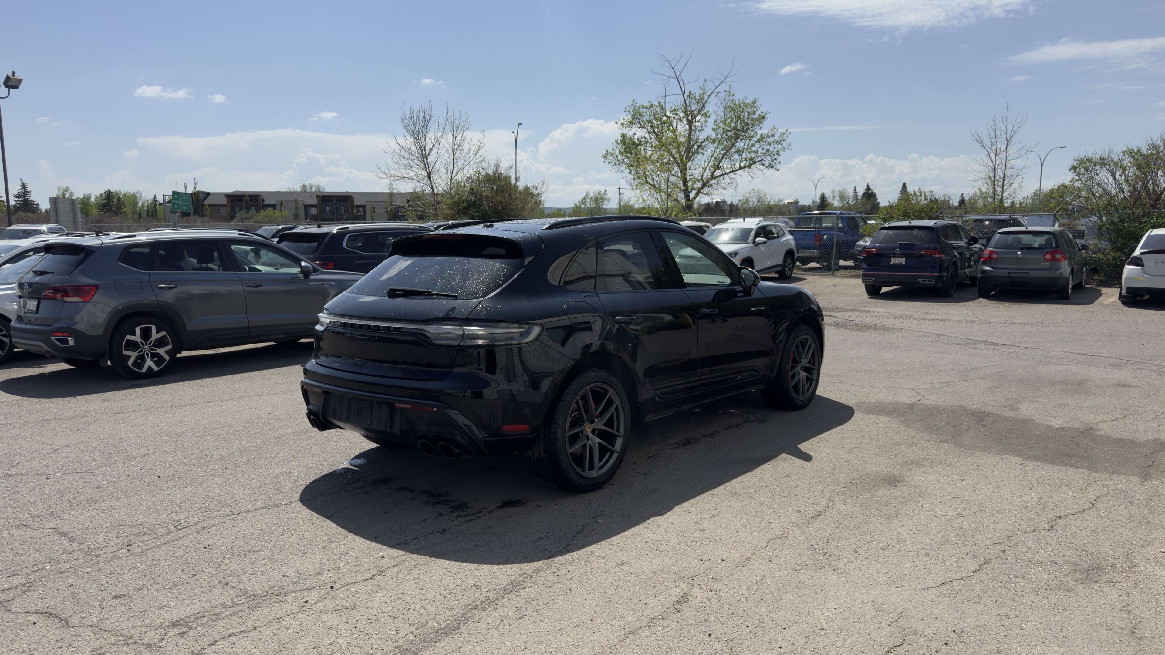 2023 Porsche Macan S | NEW TIRES | NEW FRONT BRAKE PADS alt 4