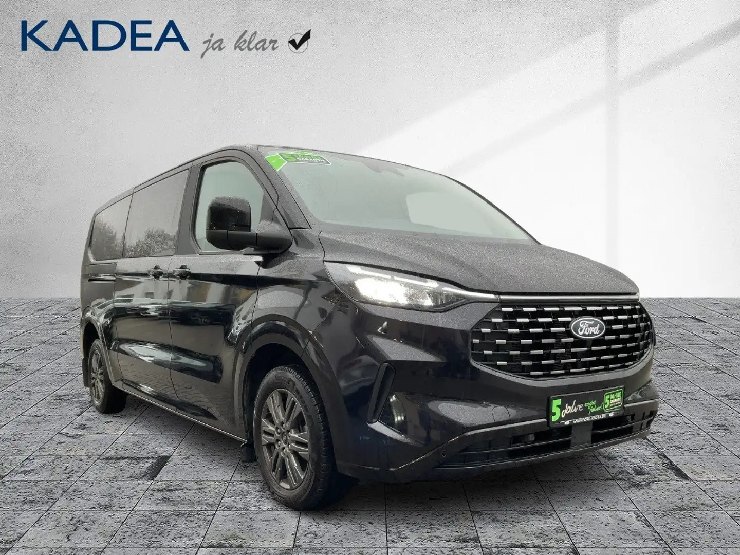 Ford Tourneo Custom Bus Automatik L2 Titanium KAM+SHZ Schwarz - 2