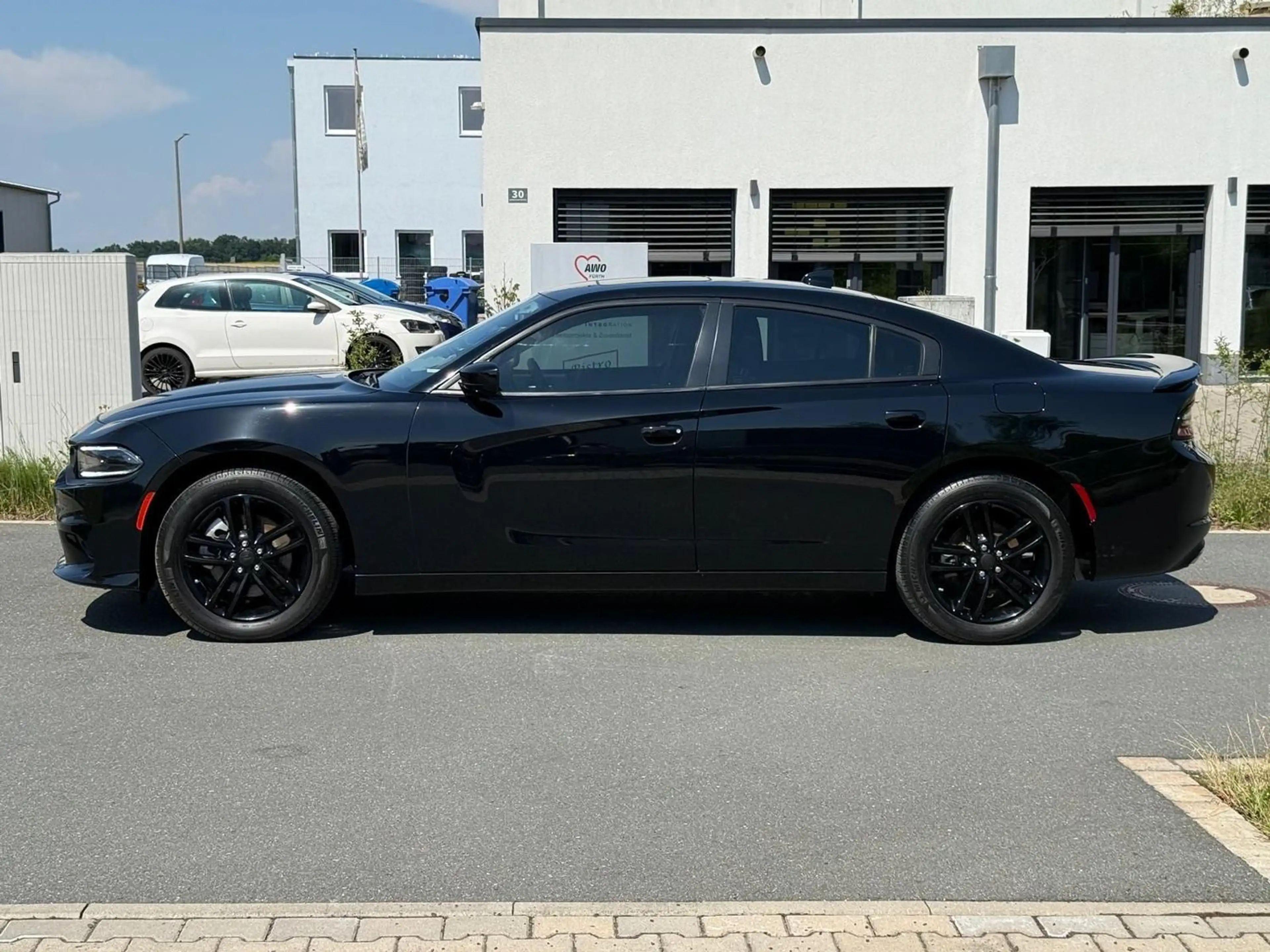 Dodge Charger 3,6 V6 SXT *SHZ*Leder.*Navi*4x4*Glasdach* — photo 5