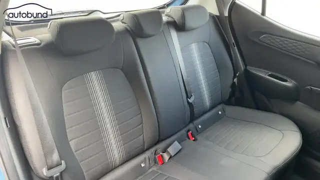Hyundai I10 view 7