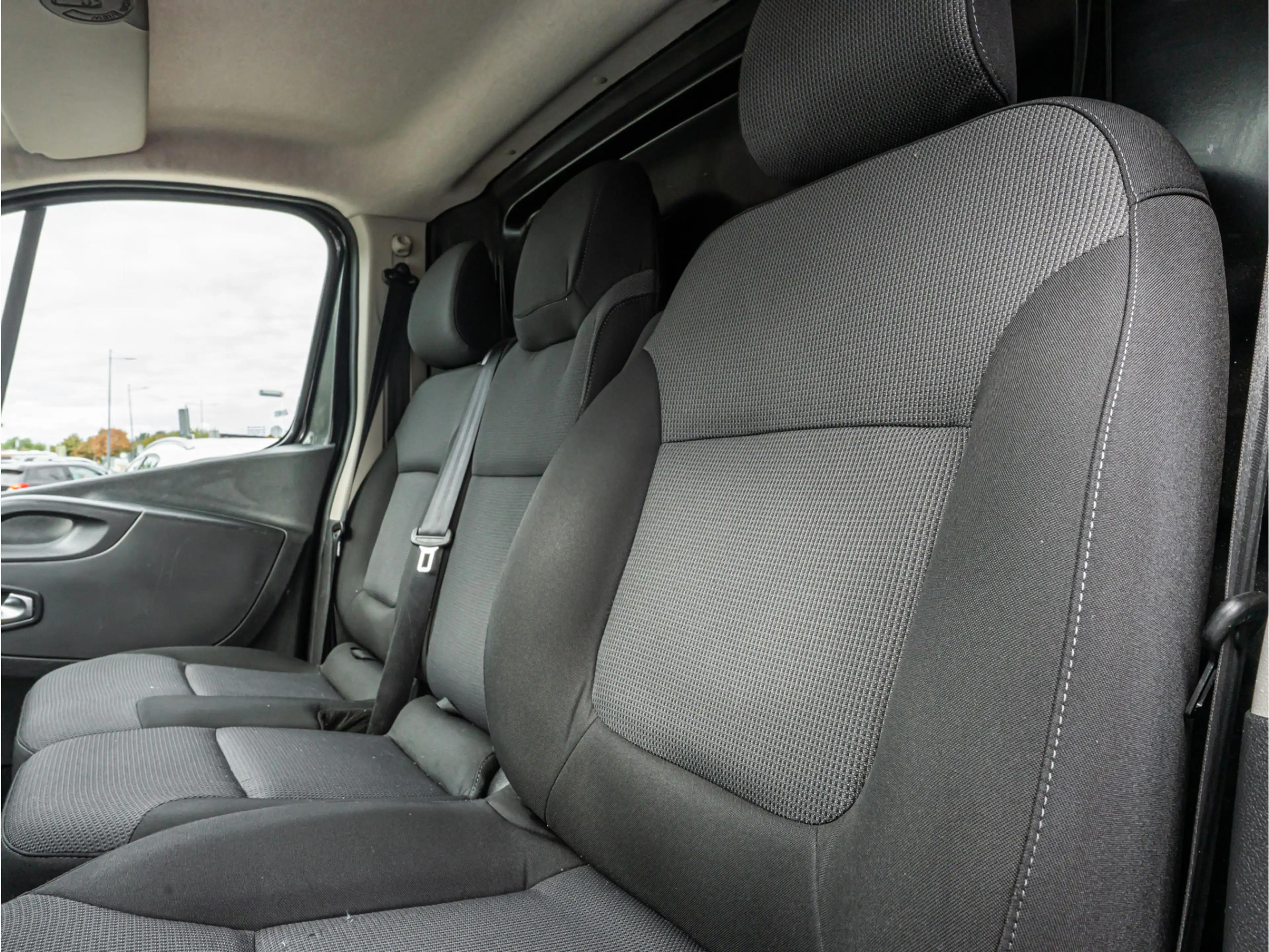 Fiat Talento 2.0 MultiJet L2H1 Basis ORG NL 17 INCH LICHT METAA — photo 4