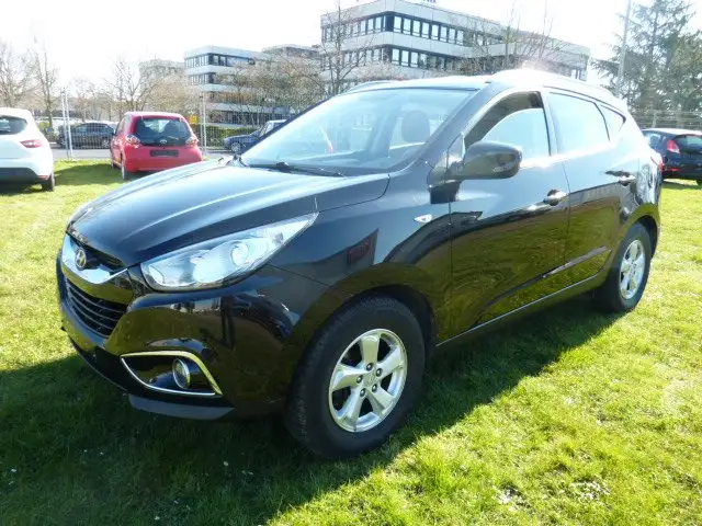 Hyundai iX35 5 Star Edition 6*Airbag Alufelgen AHK TOP D-Reling