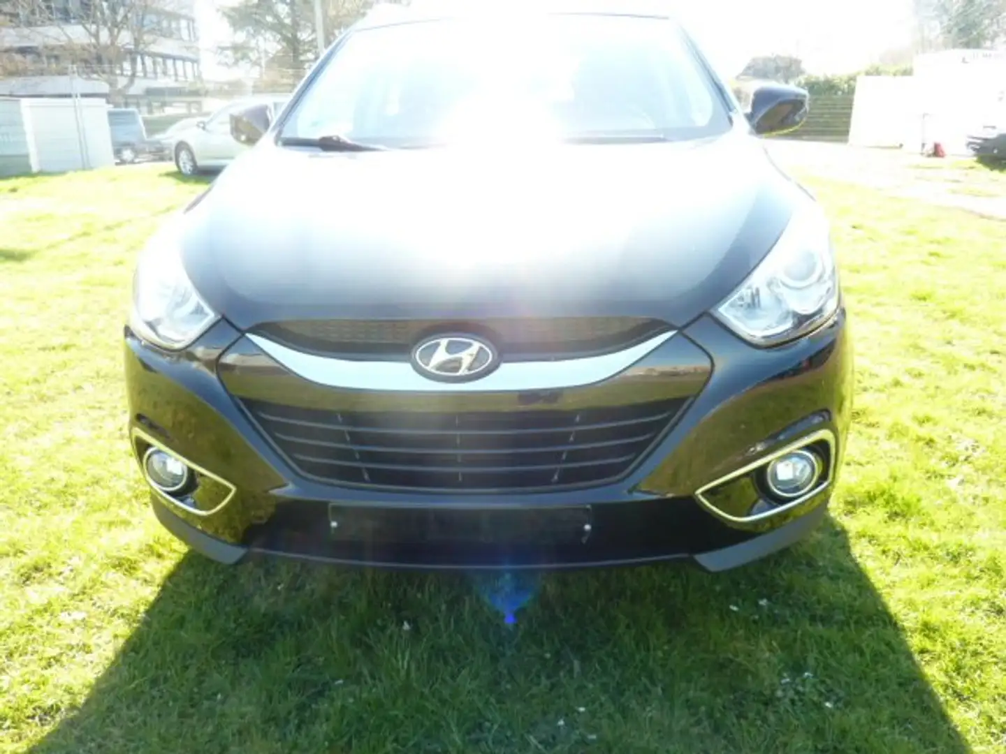 Hyundai iX35 5 Star Edition 6*Airbag Alufelgen AHK TOP D-Reling Schwarz - 2