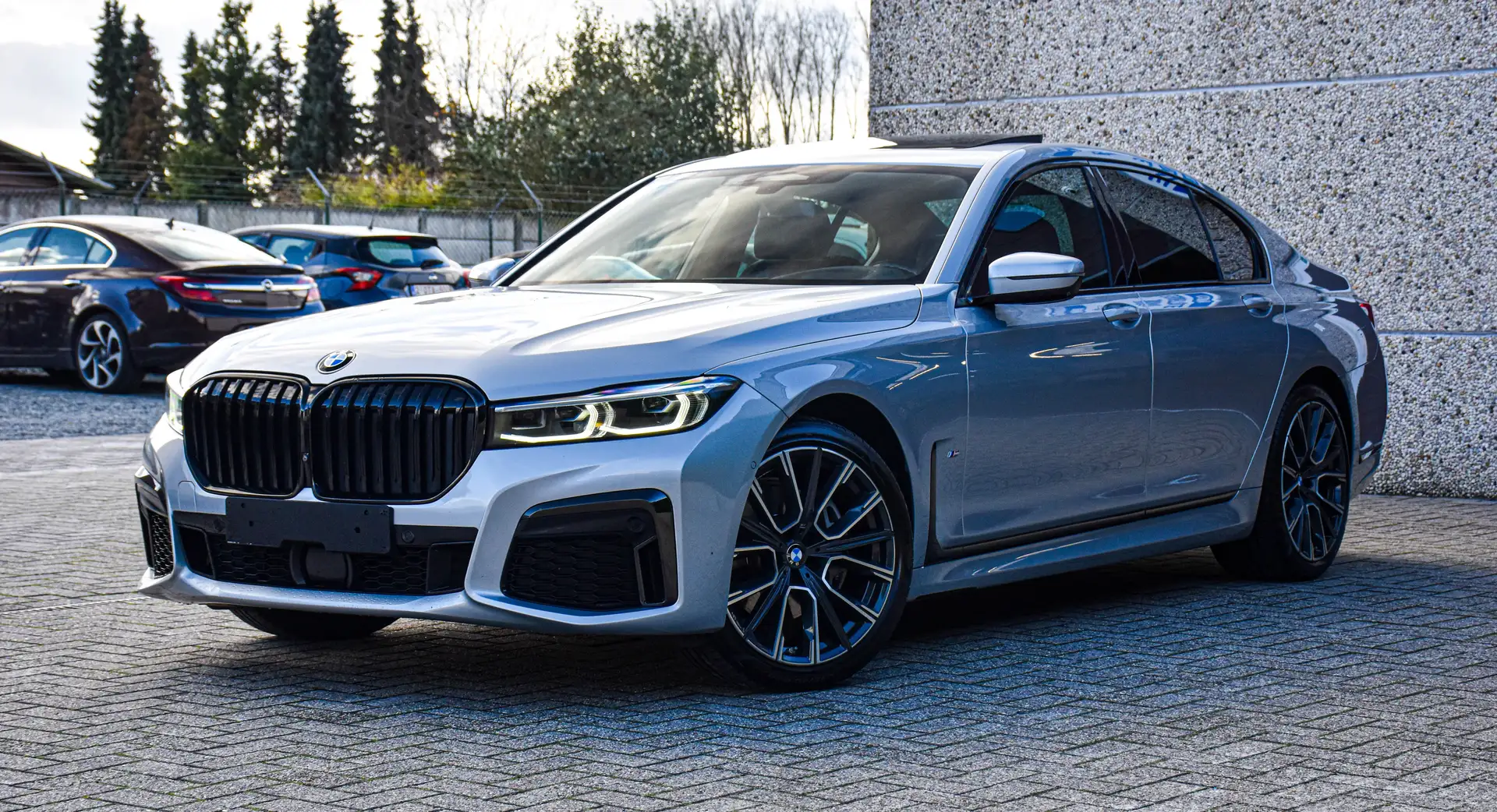 BMW 730 M-PAKKET*X-DRIVE*SCHUIFDAK*NIEUWSTAAT*360°CAMER Ezüst - 1