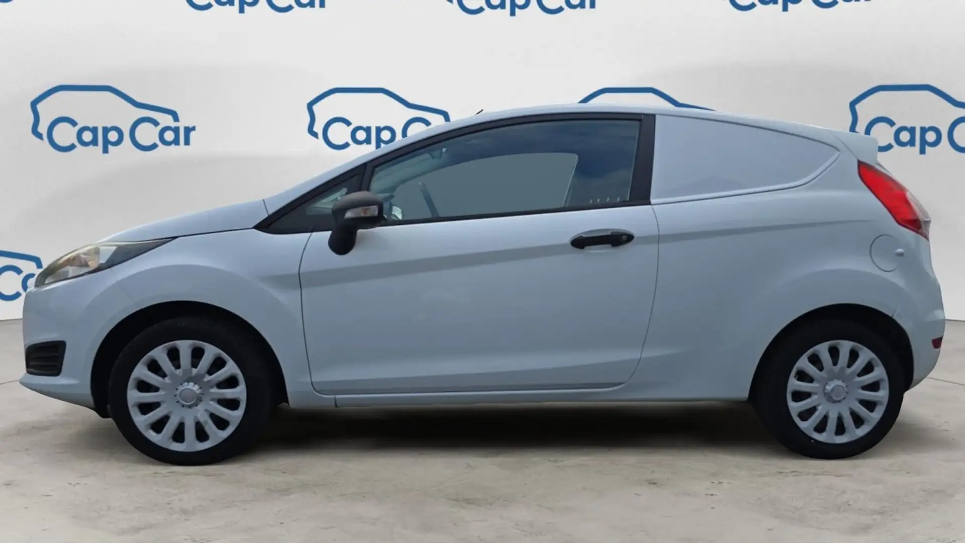 Ford Fiesta 2 Pl 1.6 TDCi 75 Active Blanc - 2