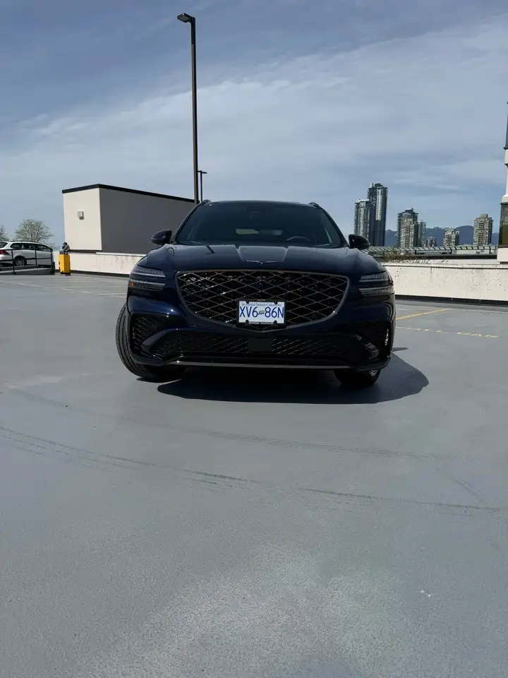 Genesis GV70 снимка Genesis GV70