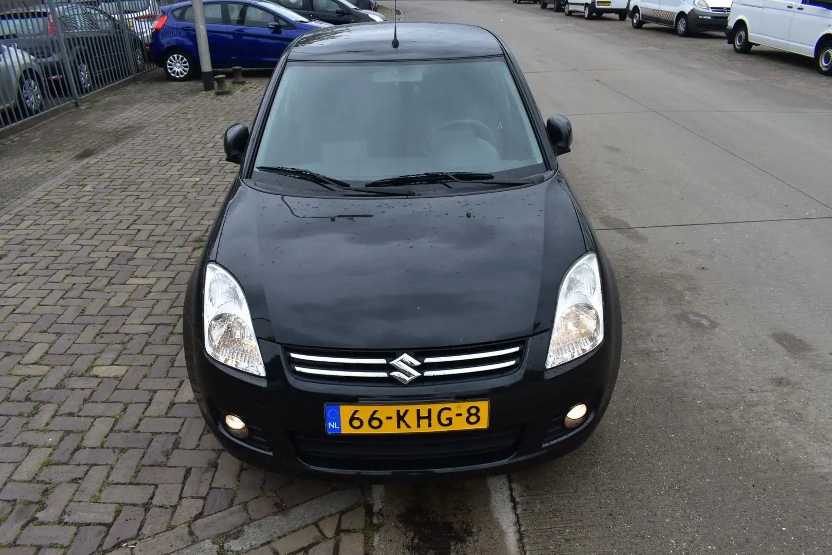 Suzuki Swift 1.3 Limited Negru - 2