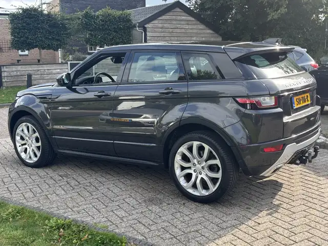 Land Rover Range Rover Evoque view 6