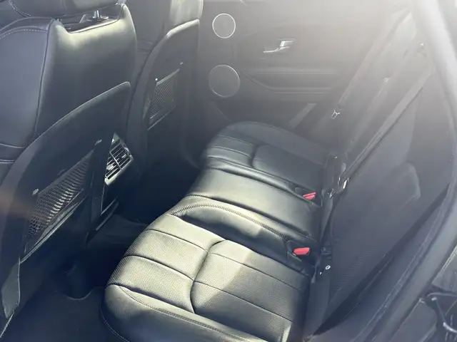 Land Rover Range Rover Evoque view 22