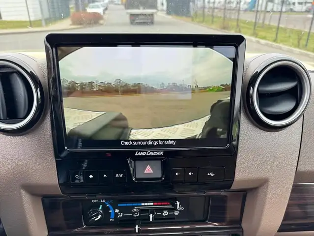 Toyota Land Cruiser GRJ 79 SC Aut. LX-Z FaceLift SOFORT Ansicht 6