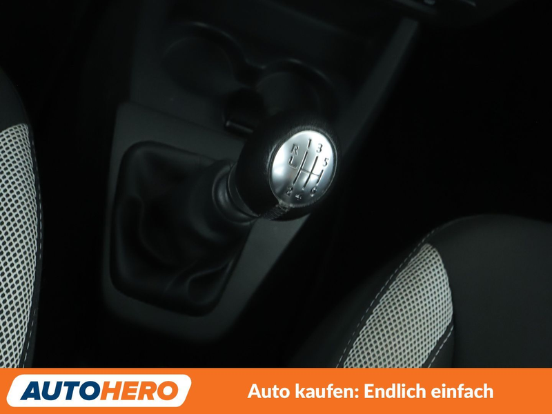Dacia Lodgy 1.3 TCe Stepway*NAVI*PDC*SHZ*KLIMA*TEMPO* — photo 23