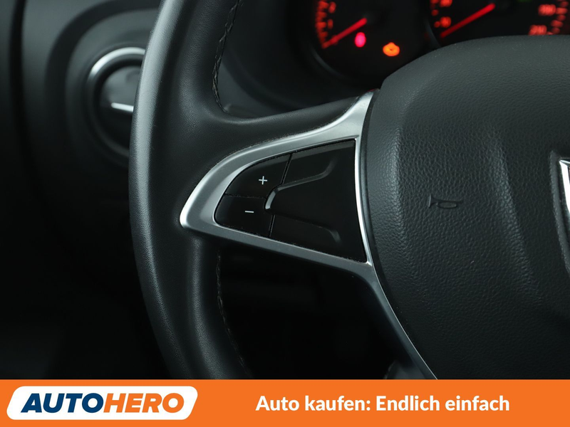 Dacia Lodgy 1.3 TCe Stepway*NAVI*PDC*SHZ*KLIMA*TEMPO* — photo 25