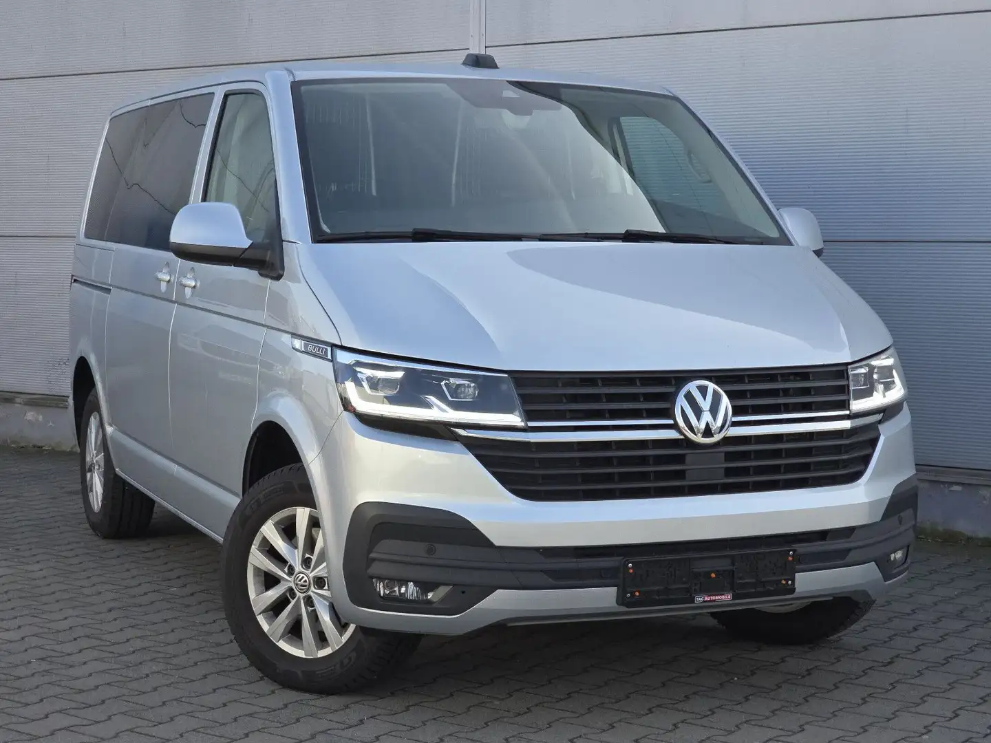 Volkswagen T6 Transporter T6.1 Transporter Bulli+Automatik+Navi+Standheiz. Plateado - 1