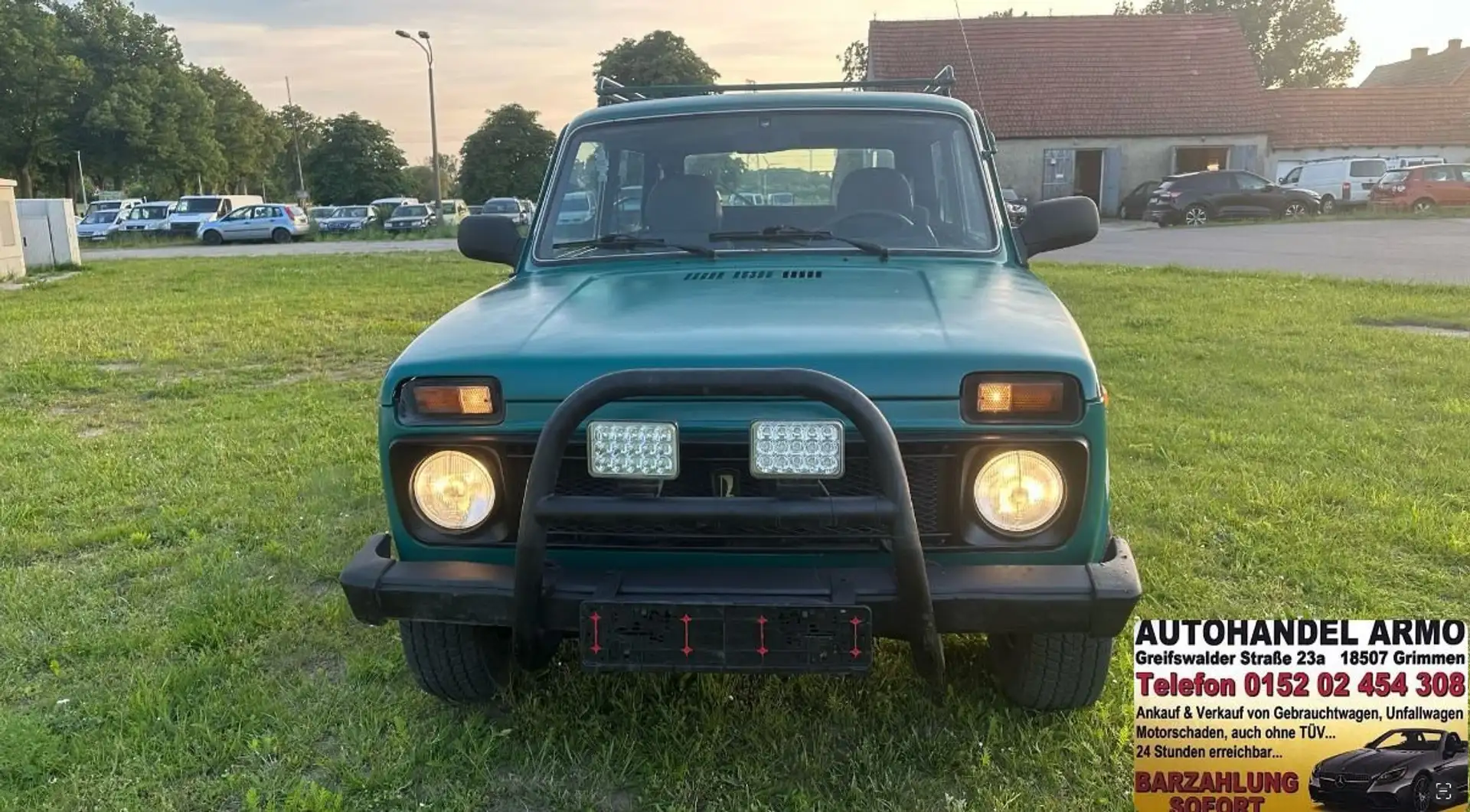 Lada Niva Only **HU/AU NEU** Grün - 1